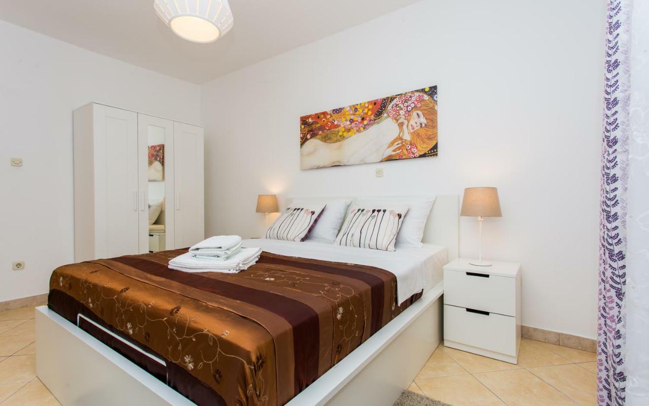 Apartments Luka 2 Baska  Ngoại thất bức ảnh
