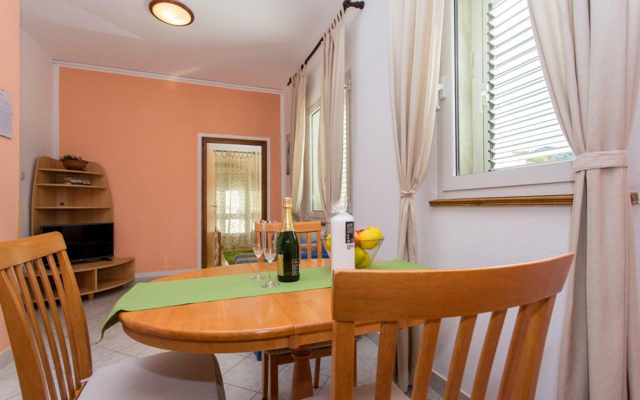 Apartments Luka 2 Baska  Ngoại thất bức ảnh